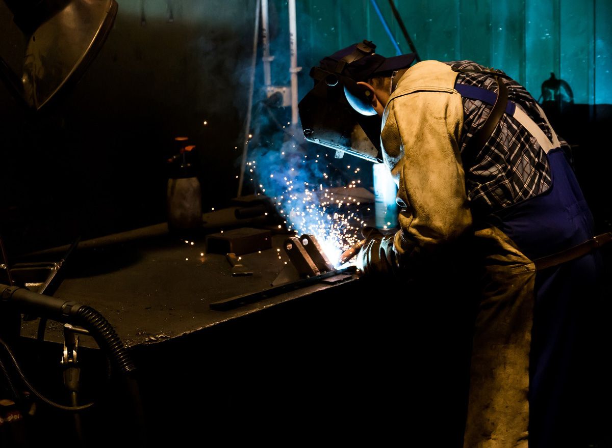 Darbak Oil Industrial Services